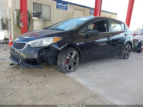 KNAFX5A89G5548449 2016 KIA FORTE - Image 2
