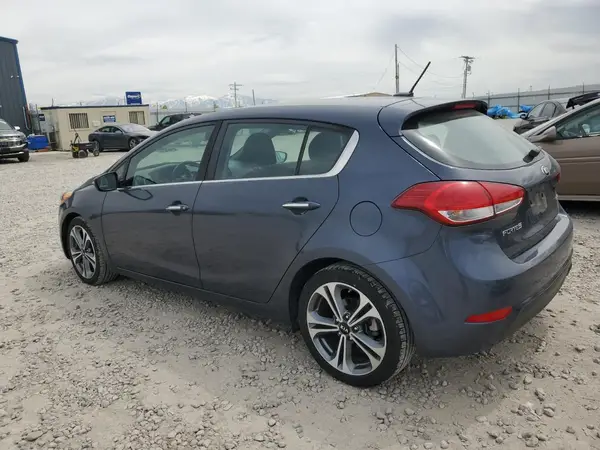 KNAFX5A89G5607421 2016 KIA FORTE - Image 2