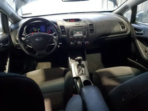 KNAFX5A89G5627765 2016 KIA FORTE - Image 8