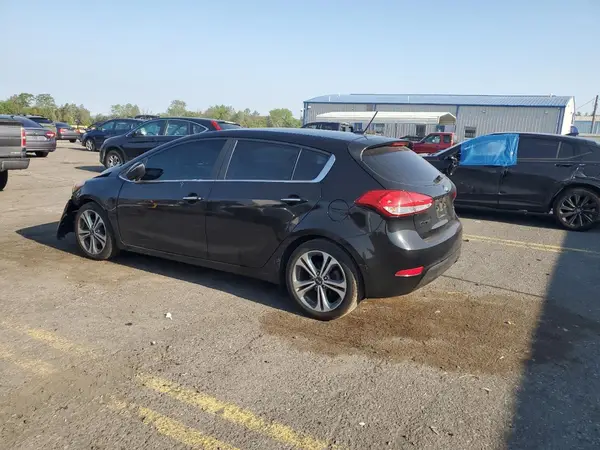 KNAFX5A89G5628737 2016 KIA FORTE - Image 2