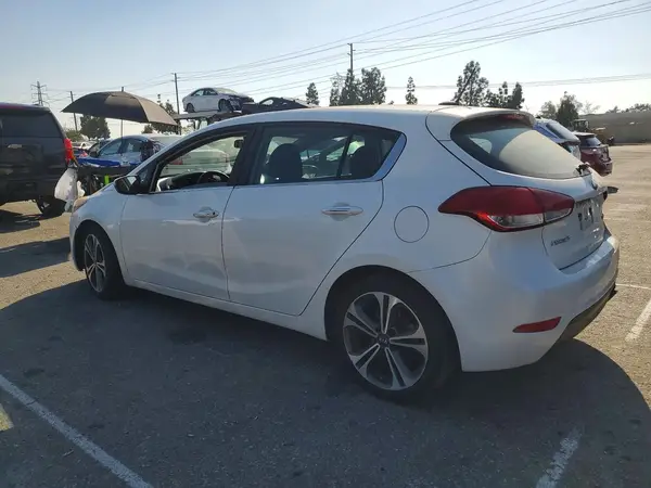 KNAFX5A89G5633713 2016 KIA FORTE - Image 2