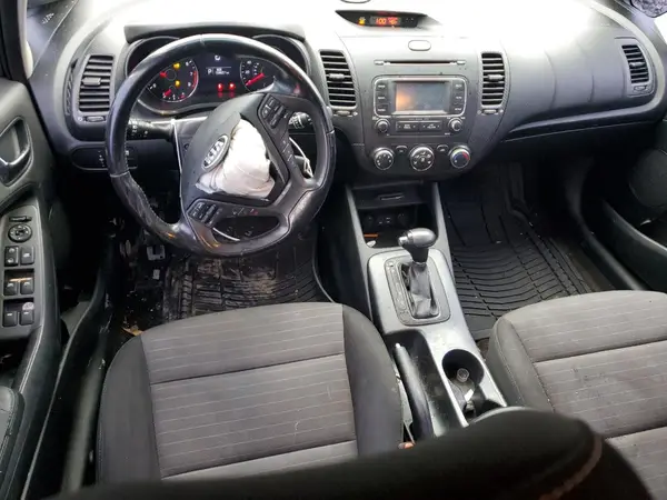 KNAFX5A89G5634280 2016 KIA FORTE - Image 8