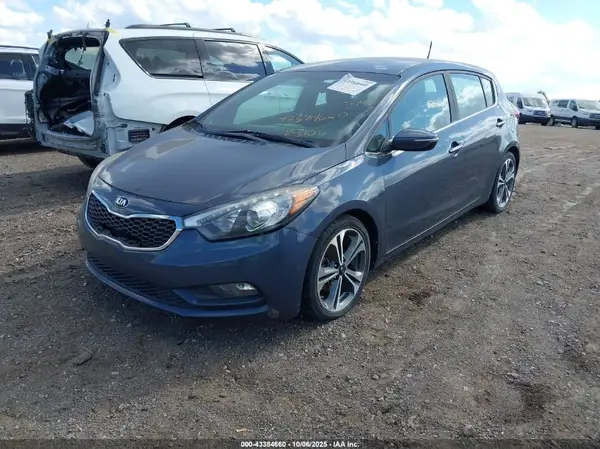 KNAFX5A8XG5493106 2016 KIA FORTE - Image 2