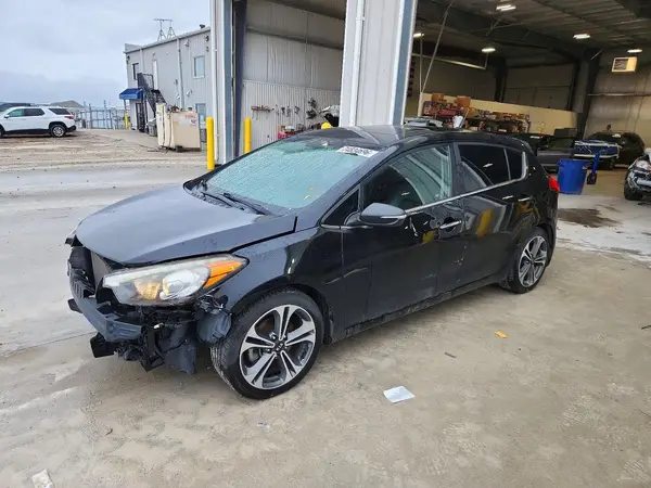 KNAFX5A8XG5526797 2016 KIA FORTE - Image 1