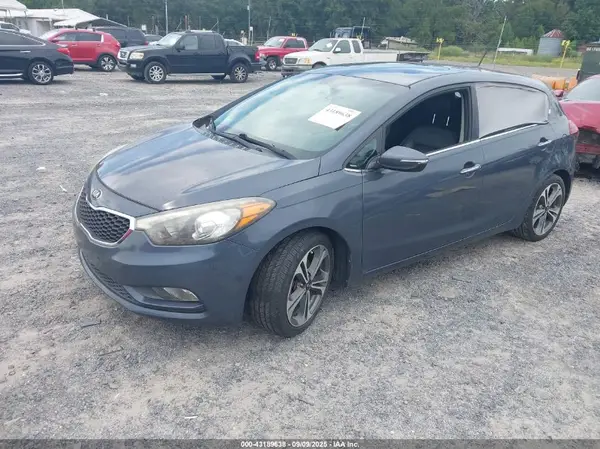 KNAFX5A8XG5546161 2016 KIA FORTE - Image 2