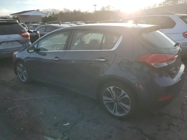KNAFX5A8XG5627192 2016 KIA FORTE - Image 2