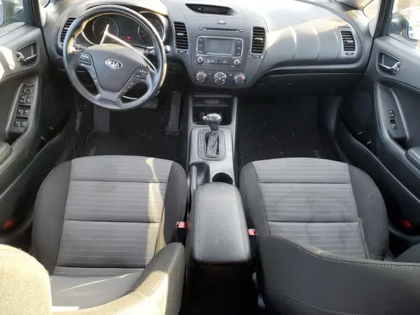 KNAFX5A8XG5627192 2016 KIA FORTE - Image 8