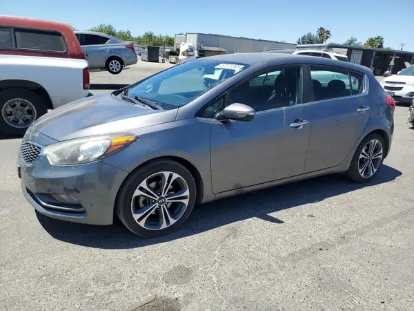 KNAFX5A8XG5631758 2016 KIA FORTE - Image 1