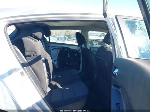 KNAFX5A8XG5633588 2016 KIA FORTE - Image 8