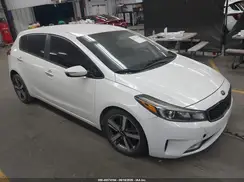 KNAFX5A8XH5725320 2017 KIA FORTE