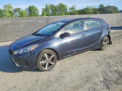 KNAFX5A8XH5731246 2017 KIA FORTE