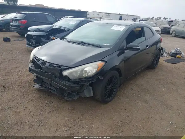 KNAFX6A80G5606261 2016 KIA FORTE - Image 2