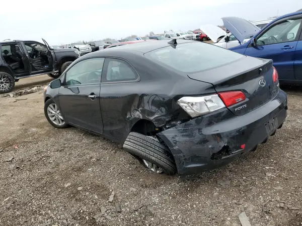 KNAFX6A80G5634786 2016 KIA FORTE - Image 2