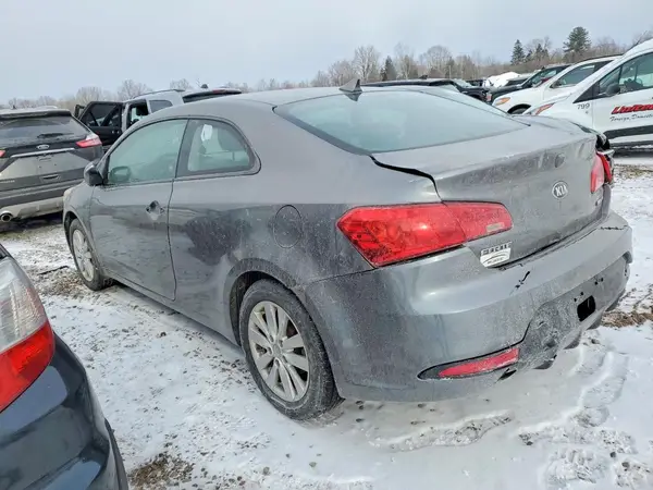 KNAFX6A80G5642984 2016 KIA FORTE - Image 2