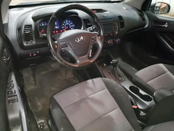 KNAFX6A81G5649992 2016 KIA FORTE - Image 8
