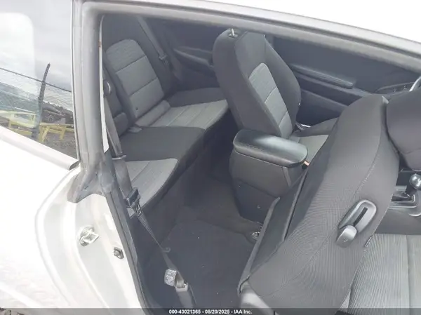 KNAFX6A82G5647720 2016 KIA FORTE - Image 8