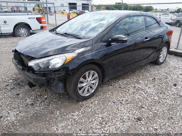 KNAFX6A83G5606884 2016 KIA FORTE - Image 2