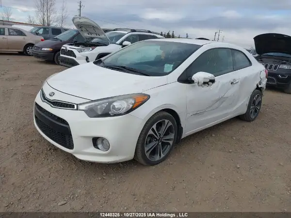 KNAFX6A84G5467610 2016 KIA FORTE - Image 2