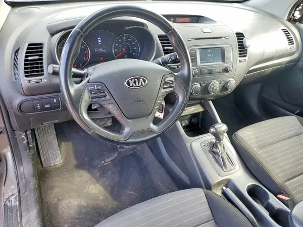 KNAFX6A85G5581065 2016 KIA FORTE - Image 8