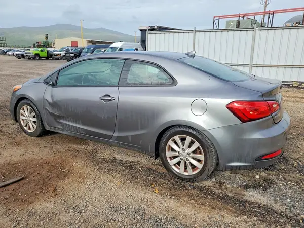 KNAFX6A85G5599887 2016 KIA FORTE - Image 2