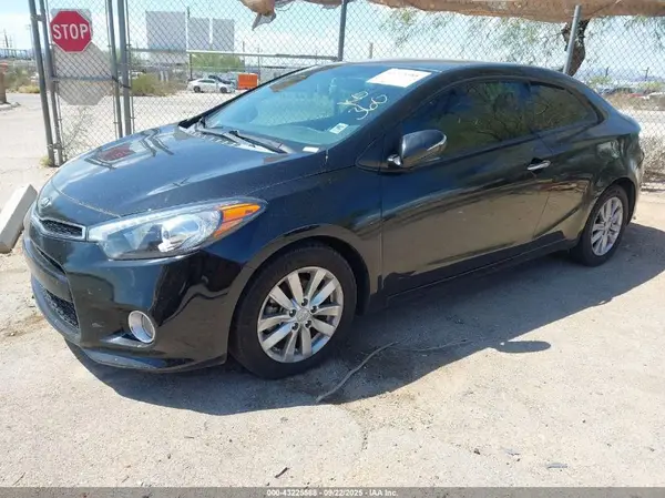KNAFX6A85G5621063 2016 KIA FORTE - Image 2