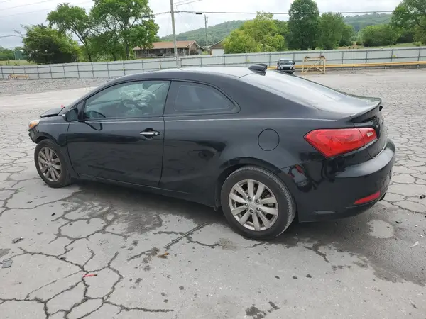 KNAFX6A85G5621631 2016 KIA FORTE - Image 2