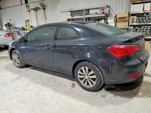 KNAFX6A85G5657030 2016 KIA FORTE - Image 2
