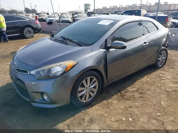 KNAFX6A85G5658937 2016 KIA FORTE - Image 2