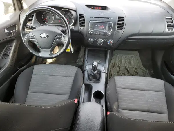 KNAFX6A87G5624708 2016 KIA FORTE - Image 8