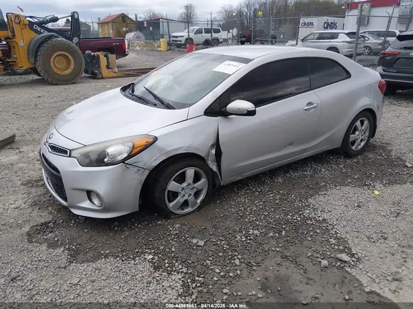 KNAFX6A87G5631707 2016 KIA FORTE - Image 2