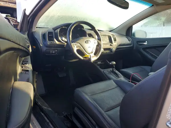 KNAFX6A88G5573963 2016 KIA FORTE - Image 8