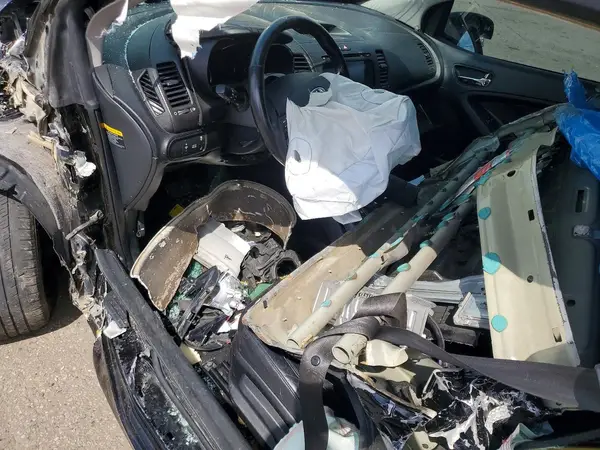 KNAFX6A88G5579309 2016 KIA FORTE - Image 8