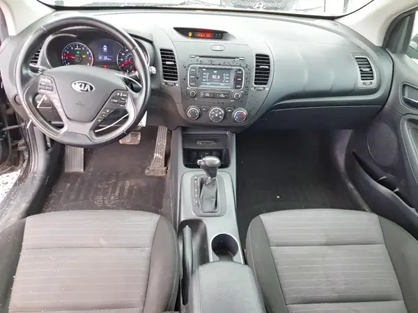 KNAFX6A88G5632896 2016 KIA FORTE - Image 8