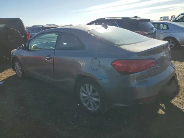 KNAFX6A88G5633529 2016 KIA FORTE - Image 2