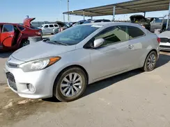 KNAFX6A8XG5574807 2016 KIA FORTE