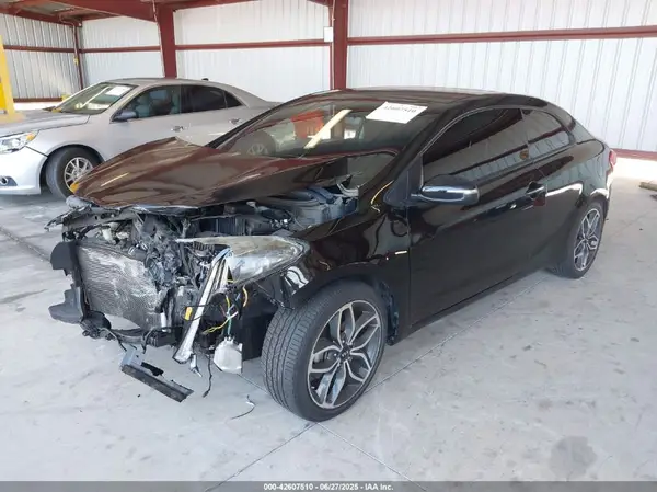 KNAFX6A8XG5621060 2016 KIA FORTE - Image 2