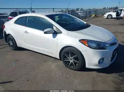 KNAFX6A8XG5657749 2016 KIA FORTE