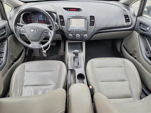 KNAFZ4A80G5451323 2016 KIA FORTE - Image 8