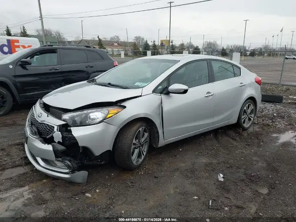 KNAFZ4A80G5490154 2016 KIA FORTE - Image 2