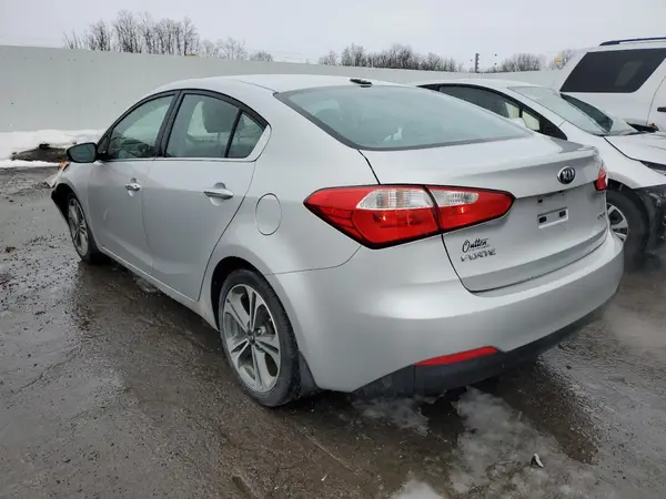 KNAFZ4A80G5549185 2016 KIA FORTE - Image 2
