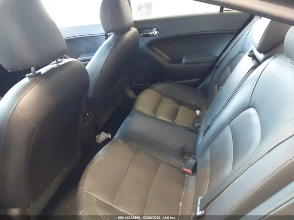 KNAFZ4A80G5571994 2016 KIA FORTE - Image 8