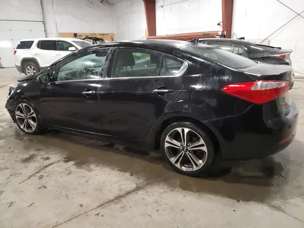 KNAFZ4A81G5482399 2016 KIA FORTE - Image 2