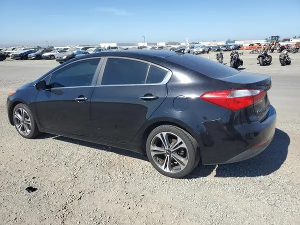 KNAFZ4A81G5489398 2016 KIA FORTE - Image 2