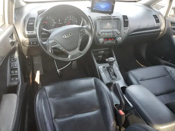 KNAFZ4A81G5490325 2016 KIA FORTE - Image 8
