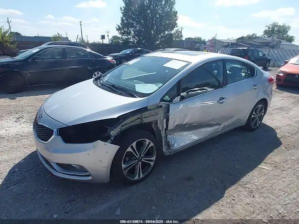 KNAFZ4A81G5550278 2016 KIA FORTE - Image 2