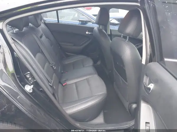 KNAFZ4A81G5551253 2016 KIA FORTE - Image 8