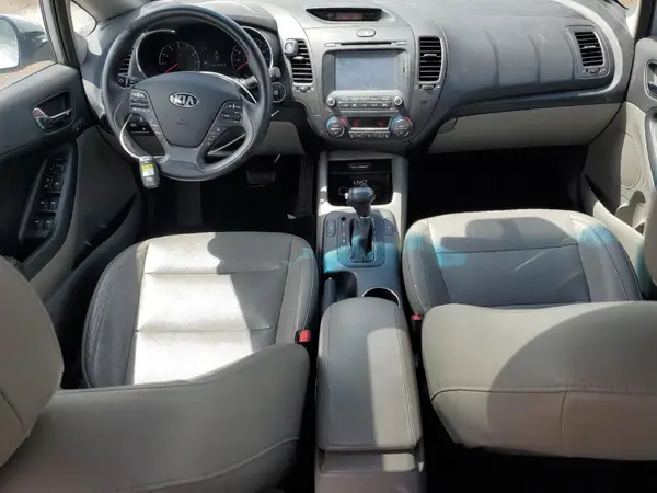 KNAFZ4A81G5552211 2016 KIA FORTE - Image 8