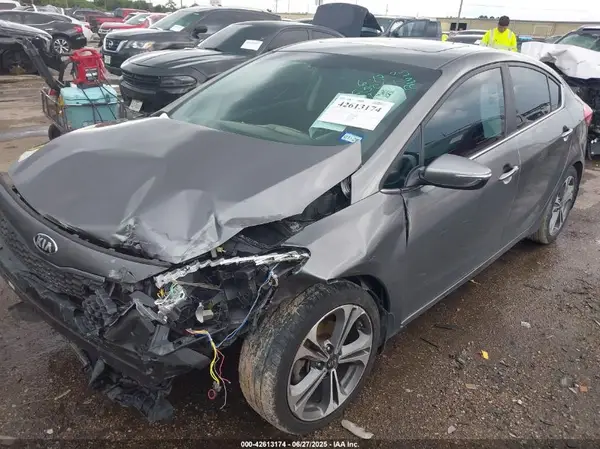 KNAFZ4A81G5590036 2016 KIA FORTE - Image 2