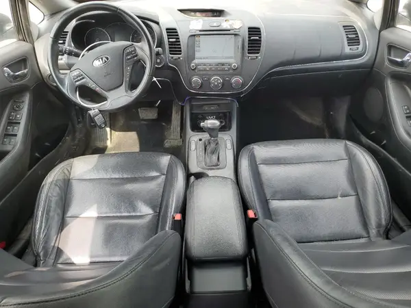 KNAFZ4A82G5550967 2016 KIA FORTE - Image 8