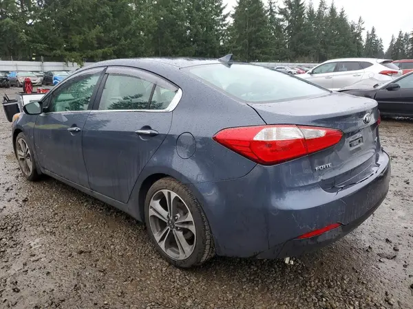 KNAFZ4A82G5556364 2016 KIA FORTE - Image 2
